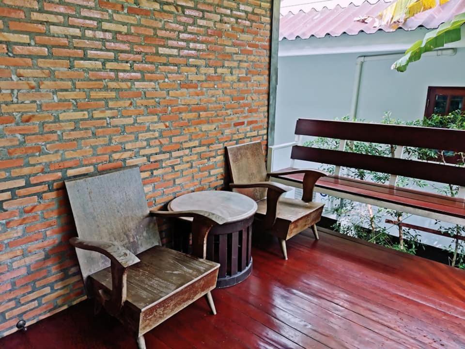 Hotel Baan Nai Suan Bophut Exterior foto